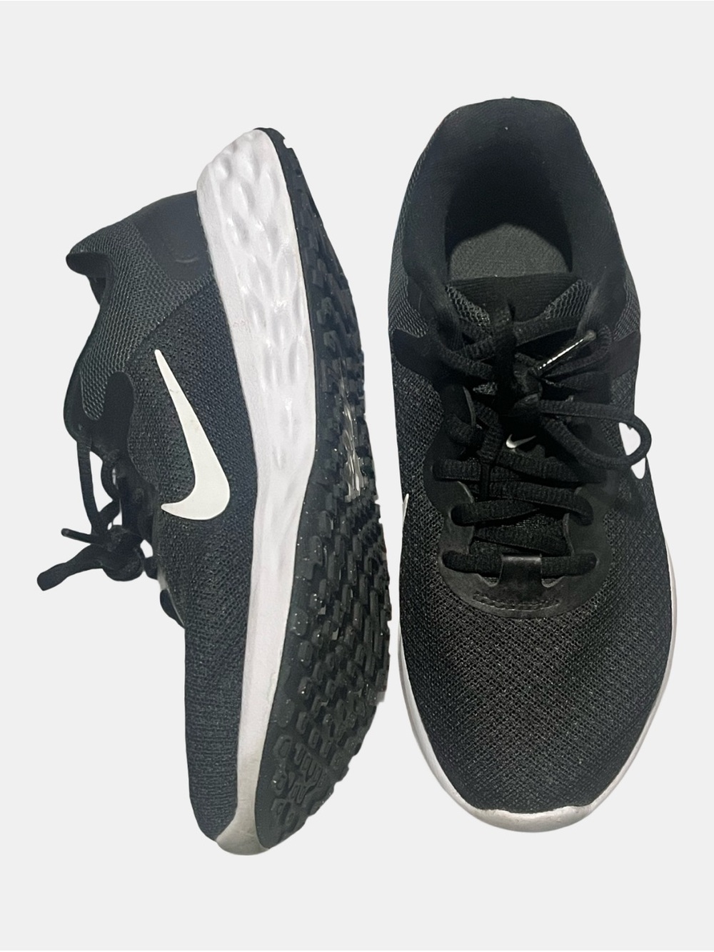 Nike Women’s Revolution 6 Running Shoes Black Sneakers Size 6